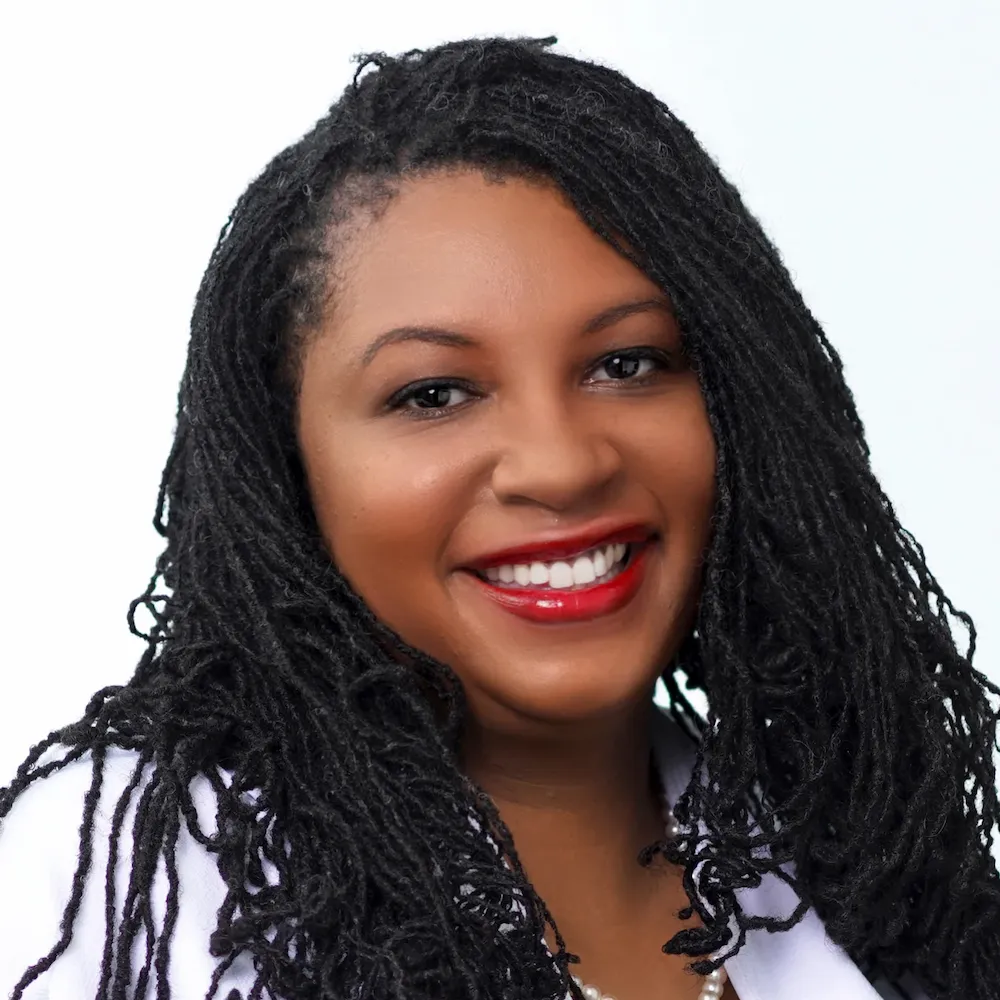 Square Leadership Image 3 Headshot